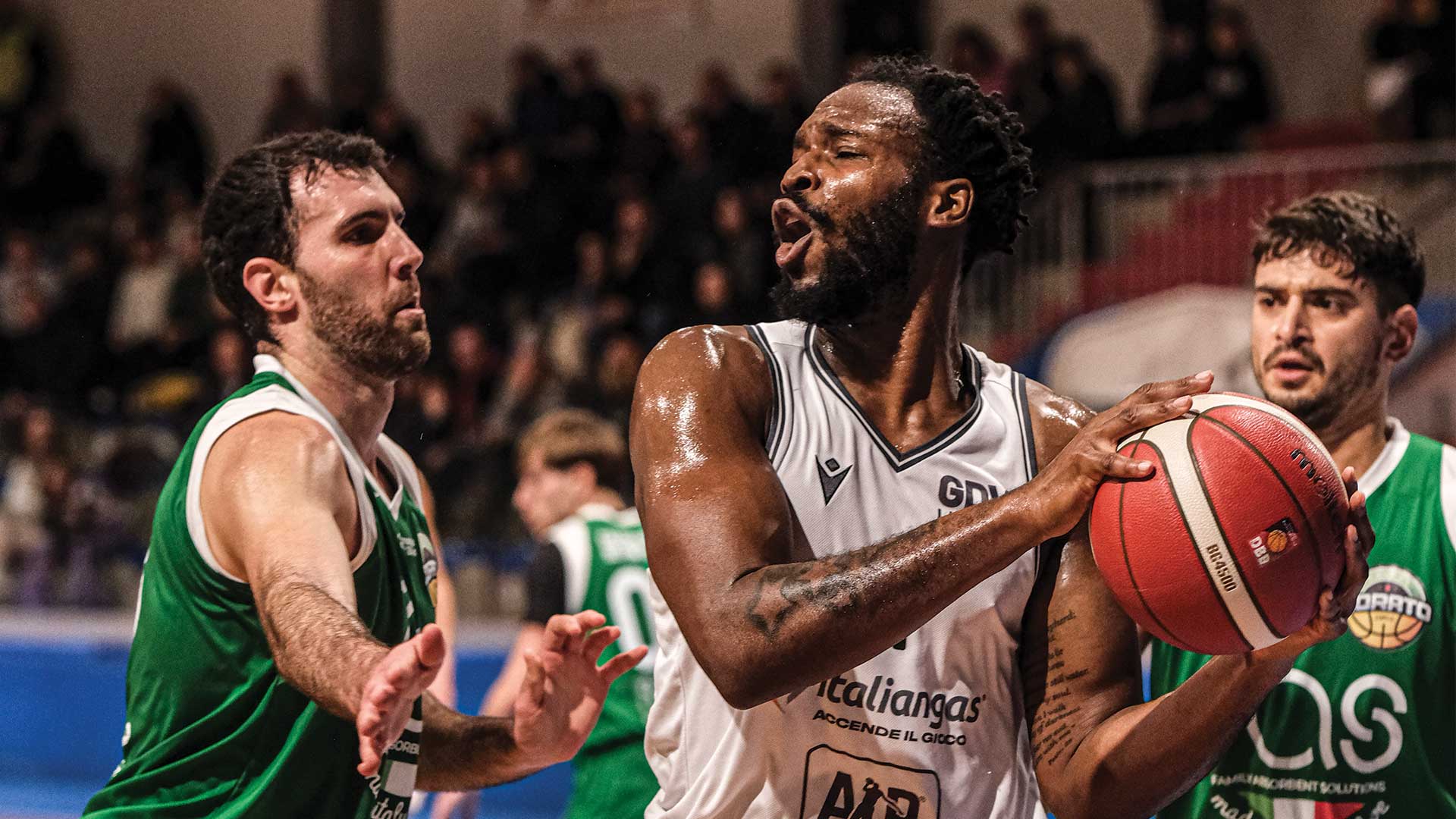 L’AIR TERMOLI ITALIANGAS BASKET SUPERA IL CORATO AL PALASABETTA